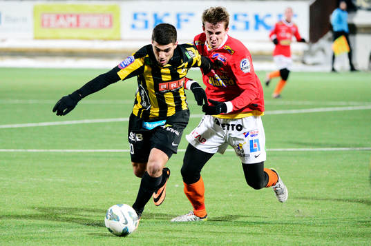 Häckens Moestafa El Kabir och Falkenbergs Adam Eriksson