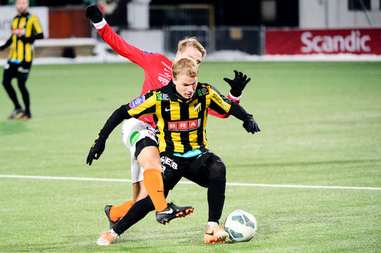 Falkenbergs Matteo Blomqvist-Zampi och Häckens Oscar