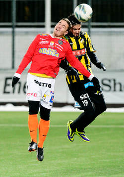 Falkenbergs Johan Marting och Häckens Leonard Zuta