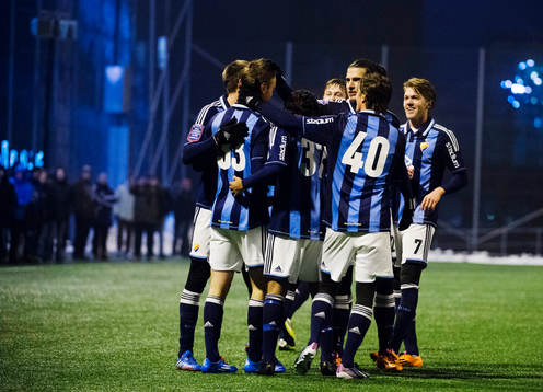 Djurgårdens  spelare jublar