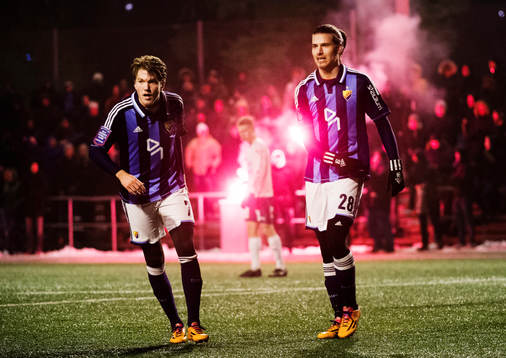 Djurgårdens  Martin Broberg  och Aleksandar Prijovic