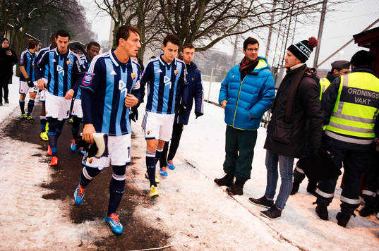 Djurgårdens  Erton Fejzullahu  och Philip Sparrdal