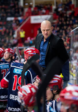 under ishockeymatchen i hockeyallsvenskan mellan