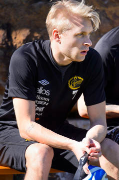 Elfsborgs Johan Larsson pustar ut