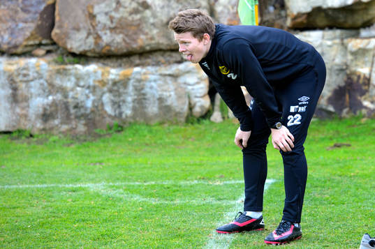 Elfsborgs Anton Lans pustar ut