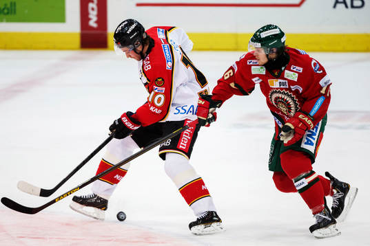 Luleås Johan Fransson och Frölundas Anton Axelsson
