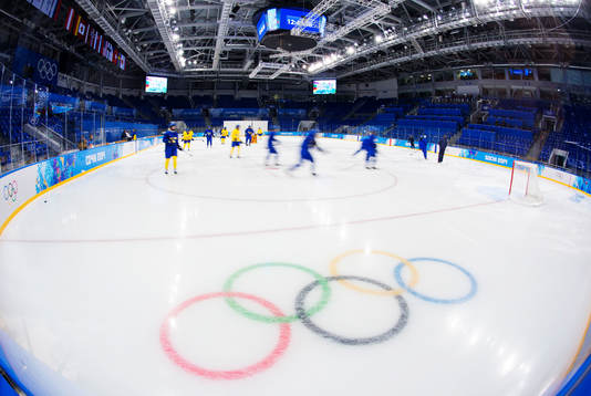 Bläddra bland fler bilder av OS 2014, Ishockey, Sverige, dam, träning