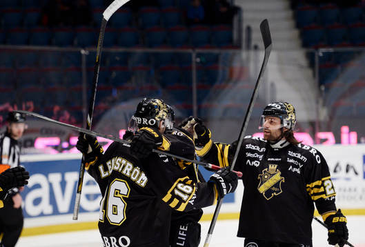 s Victor Ahlström jublar