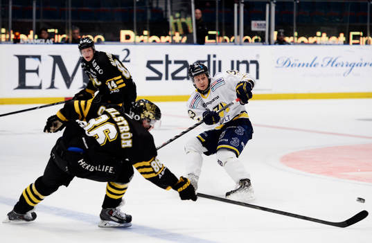 s Elias Fälth