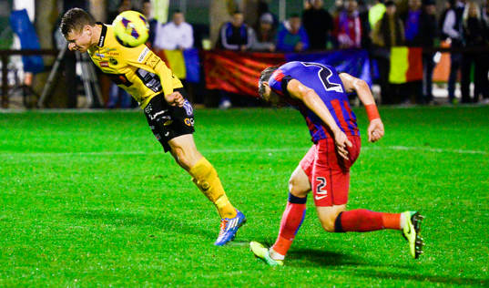 Elfsborgs Victor Rotting och Steaua Bucarests Cornel Rapa