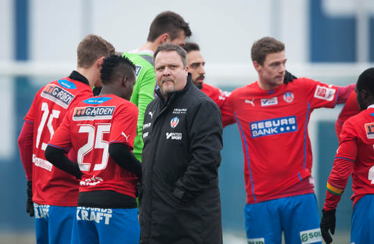 Helsingborgs tränare Roar Hansen i träningsmatchen mellan