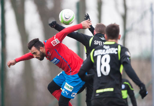 Helsingborgs Abdulrahman Khalili skadad i glasögon i