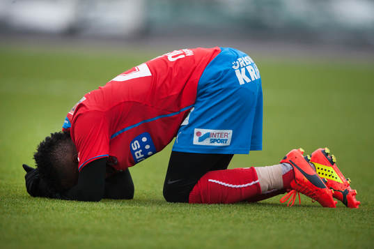 Helsingborgs David Accam skadad i träningsmatchen mellan