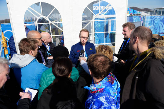 Sveriges förbundskapten för ishockey, Pär Mårts,