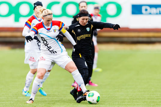 Kopparberg/Göteborgs Anna Ahlstrand i närkamp