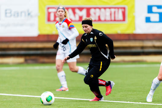 Kopparberg/Göteborgs Sara Linden med bollen