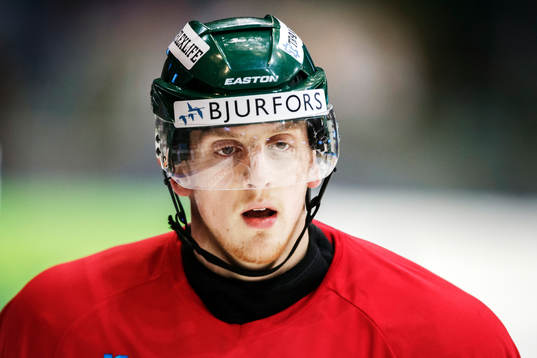 Frölundas Pontus Widerström på uppvärmningen