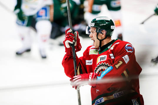 Frölundas Magnus Kahnberg jublar