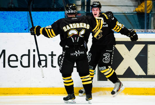 s Dennis Nordström jublar
