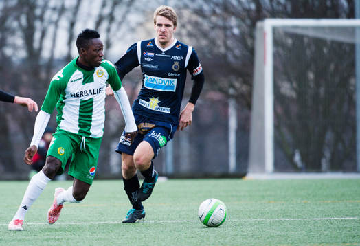 Hammarbys  Amadaiya Rennie och Gefles Johan Oremo
