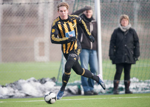 IFK Hässleholms Filip Ranmo i träningsmatchen i fotboll