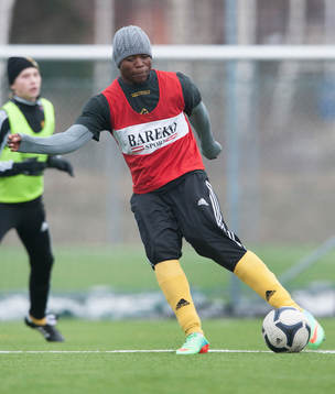 Bornwell Mwape från Zambia tränade med IFK Hässleholms
