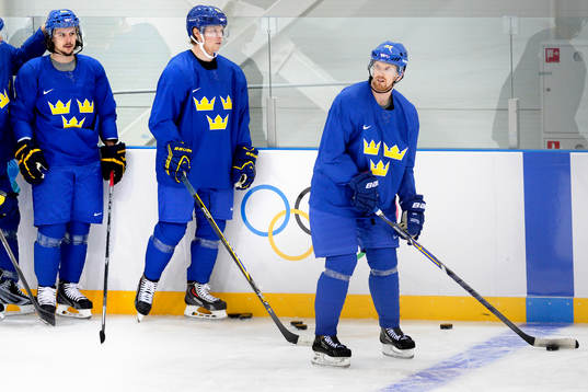 Sveriges Erik Karlsson, Nicklas Bäckström och Daniel Sedin