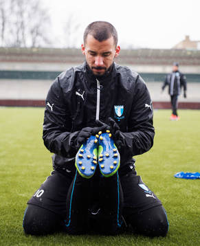 Malmö FFs Guillermo Molins tränar fysträning när Malmö