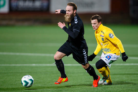 Bläddra bland fler bilder av Fotboll, Träningsmatch, GAIS - Falkenberg
