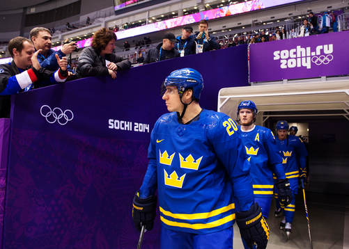 Sveriges Alexander Steen och Gabriel Landeskog på väg in