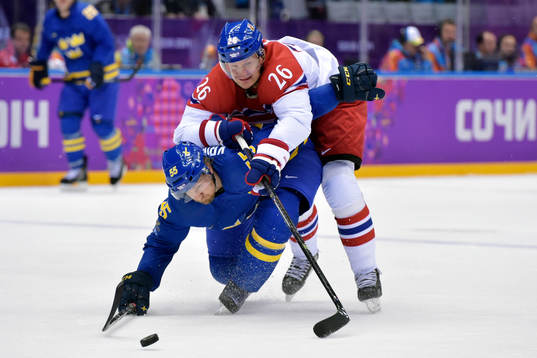 Sveriges Niklas Kronwall och Tjeckiens Patrik Elias i