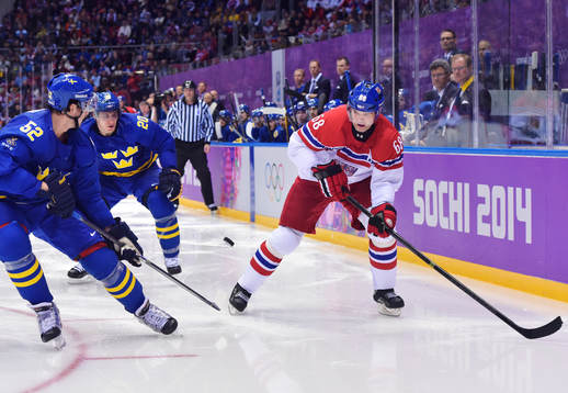 Sveriges Jonathan Ericsson och Alexander Steen utmanas av