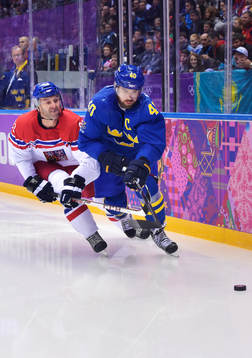 Tjeckiens Petr Nedved utmanar Sveriges Henrik Zetterberg i