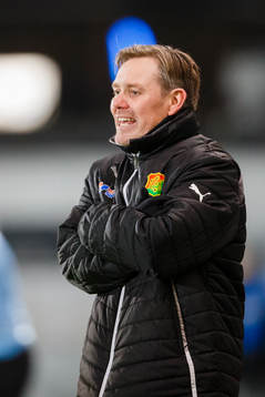 Gais tränare Thomas Askebrand reagerar