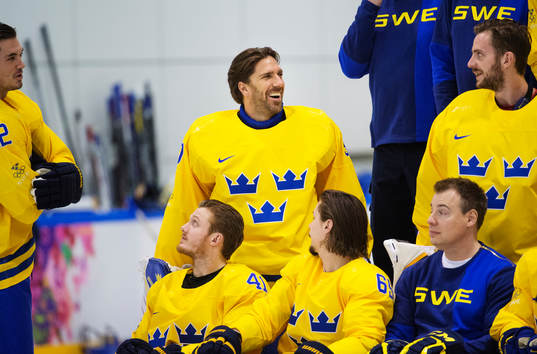 Målvakten Henrik Lundqvist vid lagfotograferingen