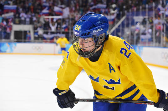Sveriges Erika Grahm i damishockeymatchen mellan Sverige