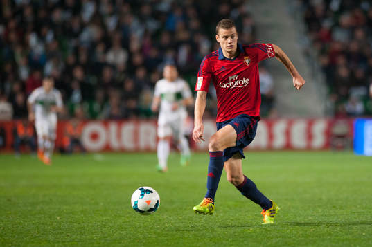 ELCHE, ESPANA - 14 DE FEBRERO: Oriol Riera durante el