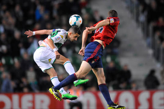 Bläddra bland fler bilder av Fotboll, La Liga, Elche - Osasuna