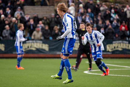 IFK Göteborgs Ludwig Augustinsson jublar