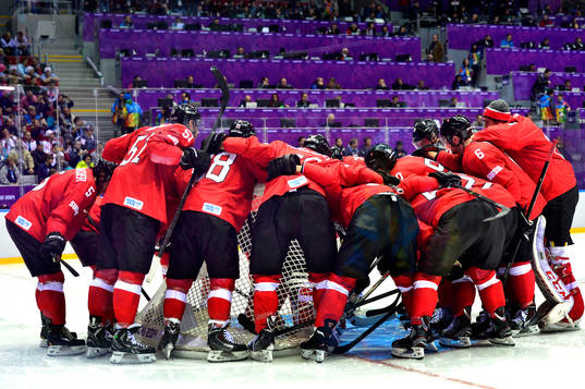 Schweiz förbereder sig för ishockeymatchen mellan Schweiz
