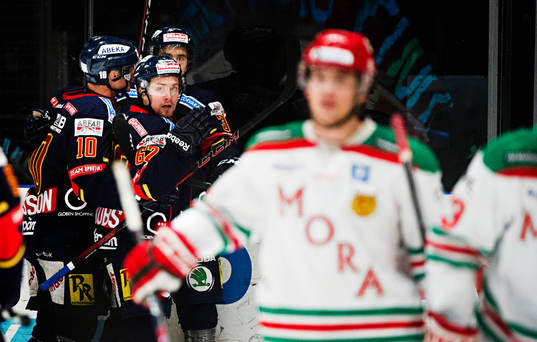 Djurgårdens Jens Jakobs jublar med Joakim Hagelin