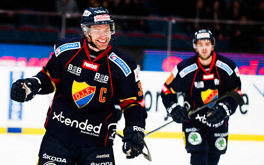 Djurgårdens Timmy Pettersson  jublar