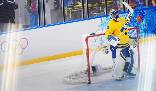 Sveriges målvakt Henrik Lundqvist i ishockeymatchen mellan