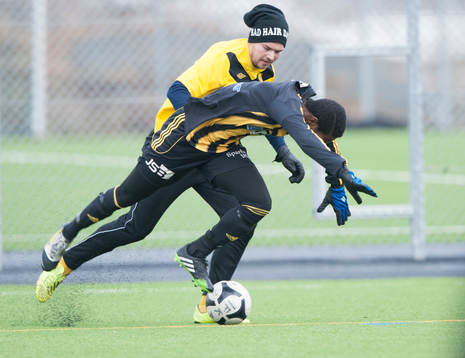 IFK Hässleholms Edem Hetcheli i träningsmatchen mellan