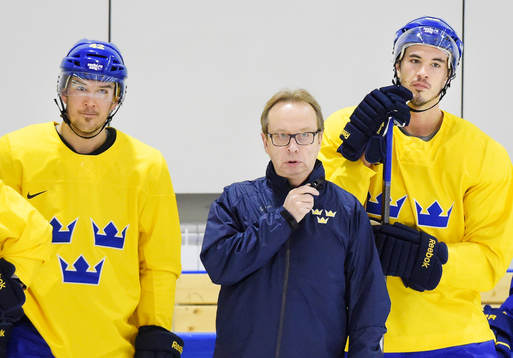 Jimmie Ericsson, förbundskapten Pär Mårts och Jonathan