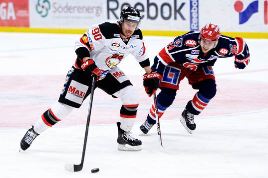 Malmö Redhawks Mattias Persson  och  Södertäljes Johan
