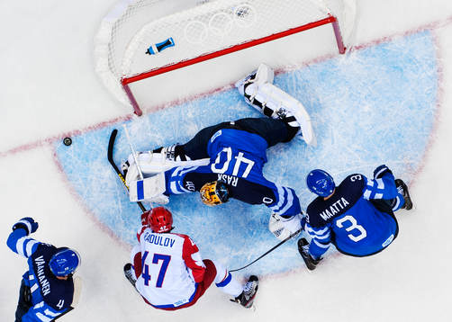 Rysslands Alexander Radulov oroar framför Finlands