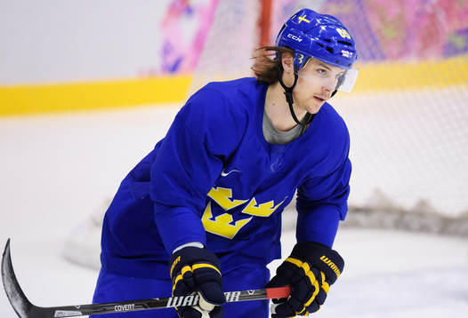 Erik Karlsson på Sveriges ishockeylandslags träning