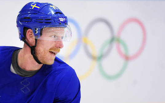 Daniel Alfredsson på Sveriges ishockeylandslags träning