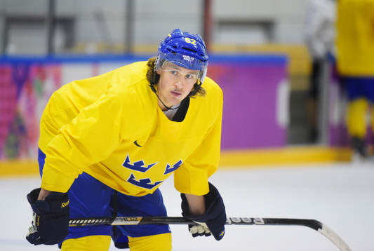 Carl Hagelin på Sveriges ishockeylandslags träning
